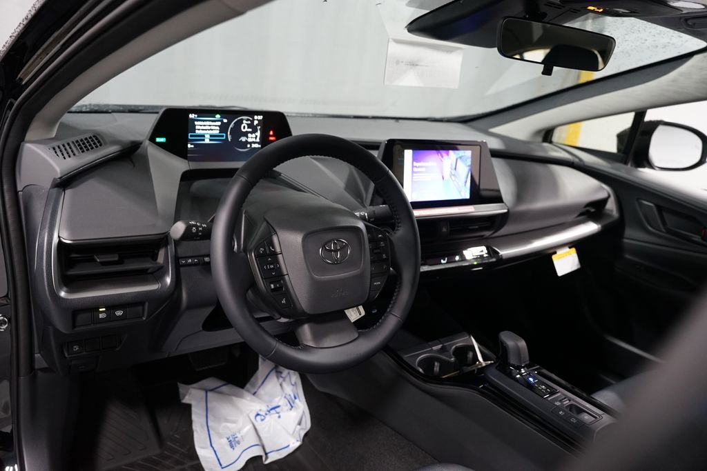 New 2026 Toyota Prius LE image 11