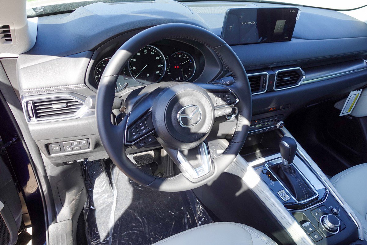 New 2025 MAZDA CX-5 AWD 2.5 S w/ Premium Plus Pkg image 10