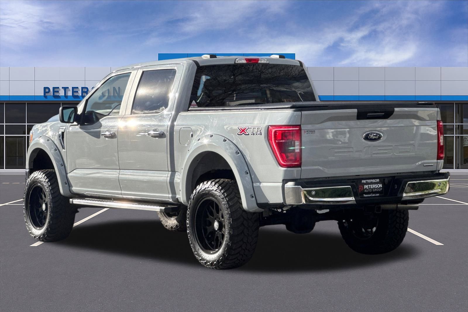 Used 2023 Ford F150 XLT w/ XTR Package image 6