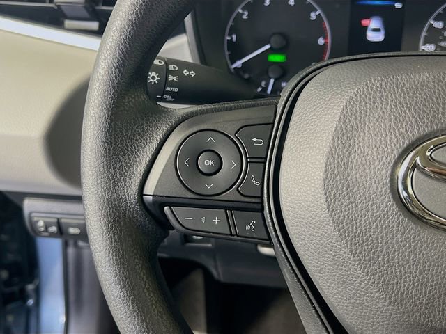 Used 2025 Toyota Corolla LE image 16