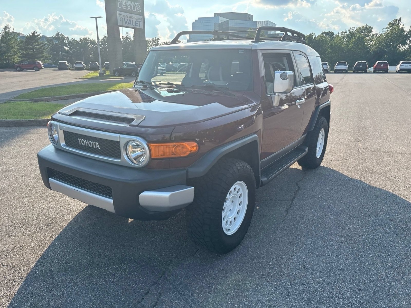 Used 2008 Toyota FJ Cruiser 4WD w/ Upgrade Pkg 2 image 9