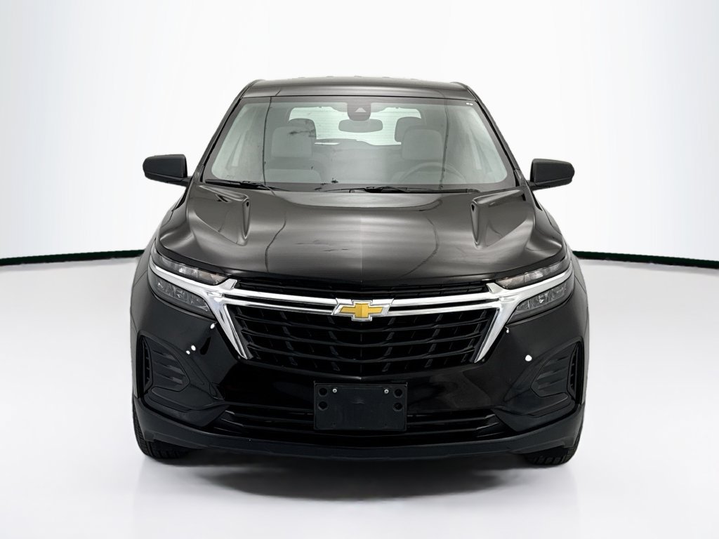 Used 2023 Chevrolet Equinox LS FWD image 2