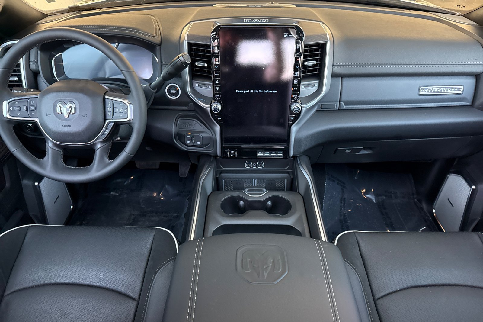New 2026 RAM 3500 Laramie AWD/4WD image 4