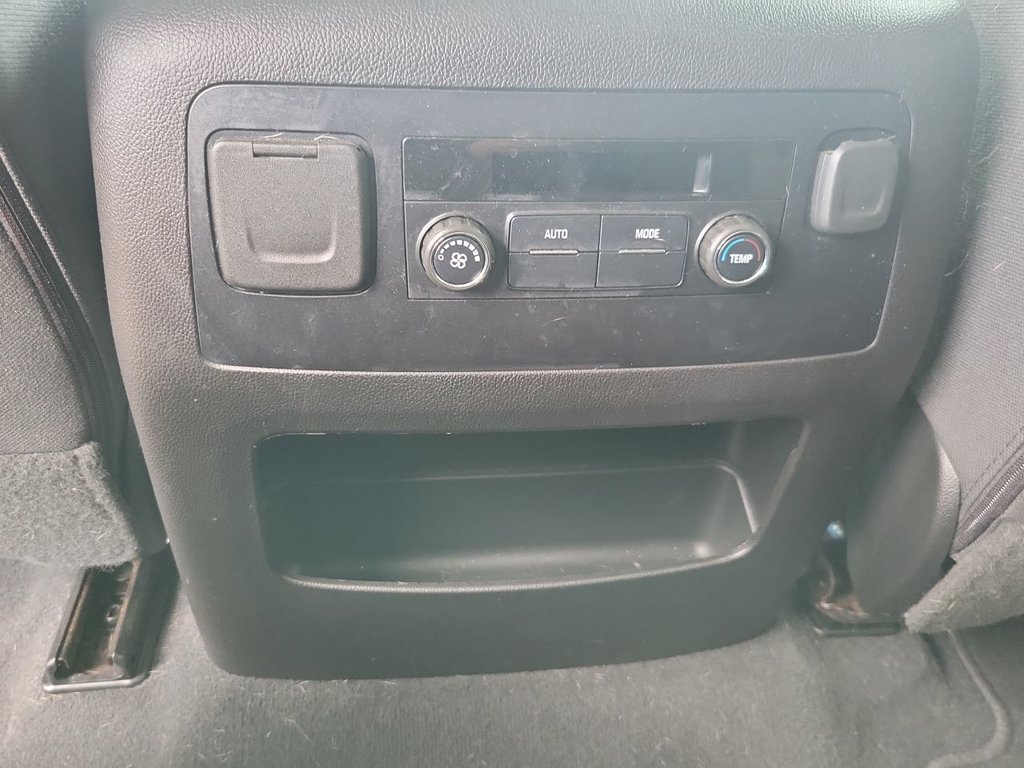 Used 2019 Chevrolet Tahoe LS RWD image 26