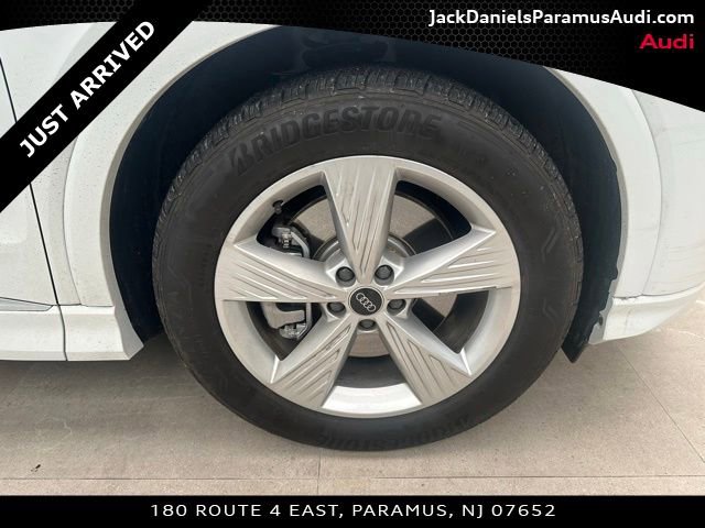 New 2026 Audi Q4 e-tron Premium w/ Convenience Package image 8