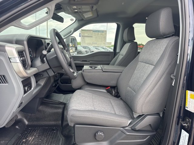 New 2025 Ford F350 XL image 9