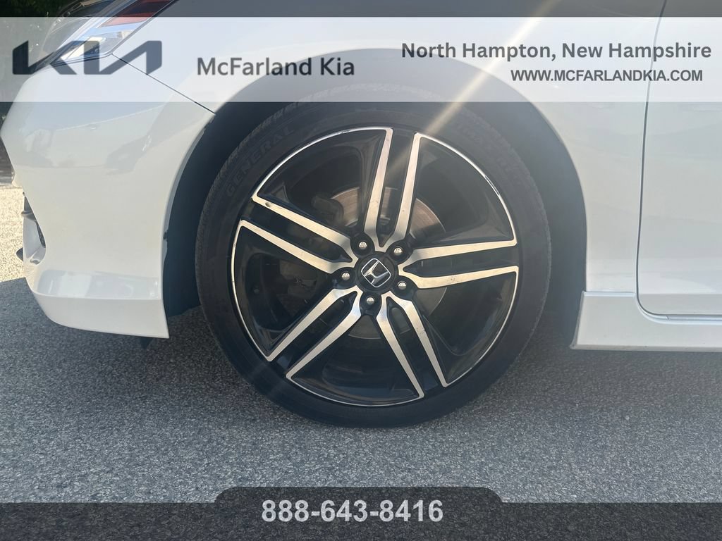 Used 2016 Honda Accord Touring image 23