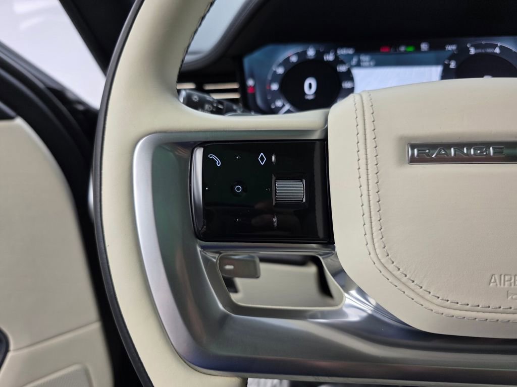 Used 2023 Land Rover Range Rover SE image 20