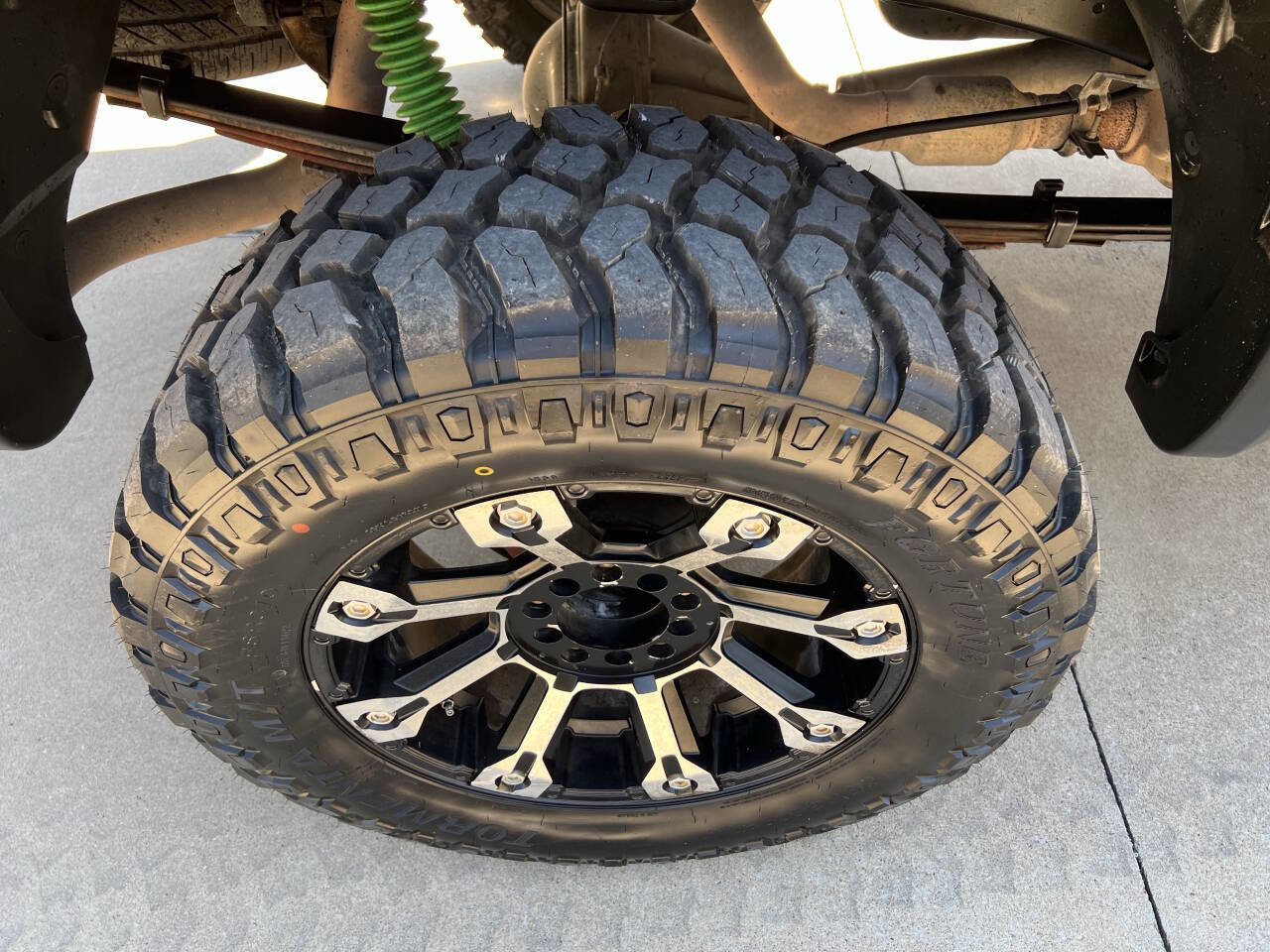 Used 2010 Toyota Tundra 4x4 CrewMax image 28