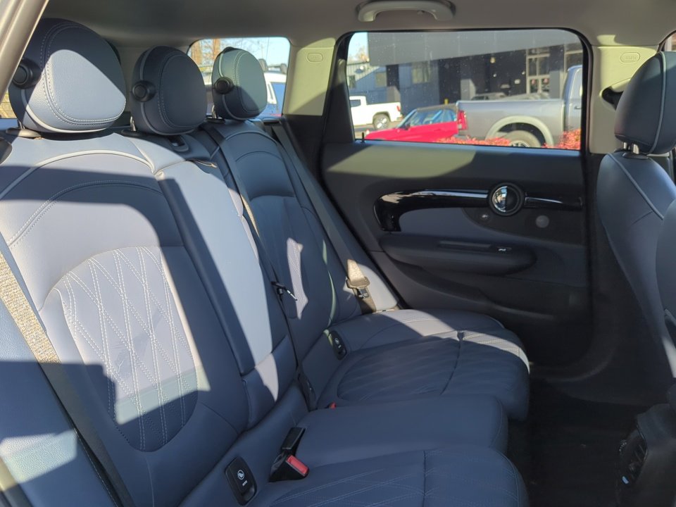 Used 2022 MINI Cooper Clubman S image 29