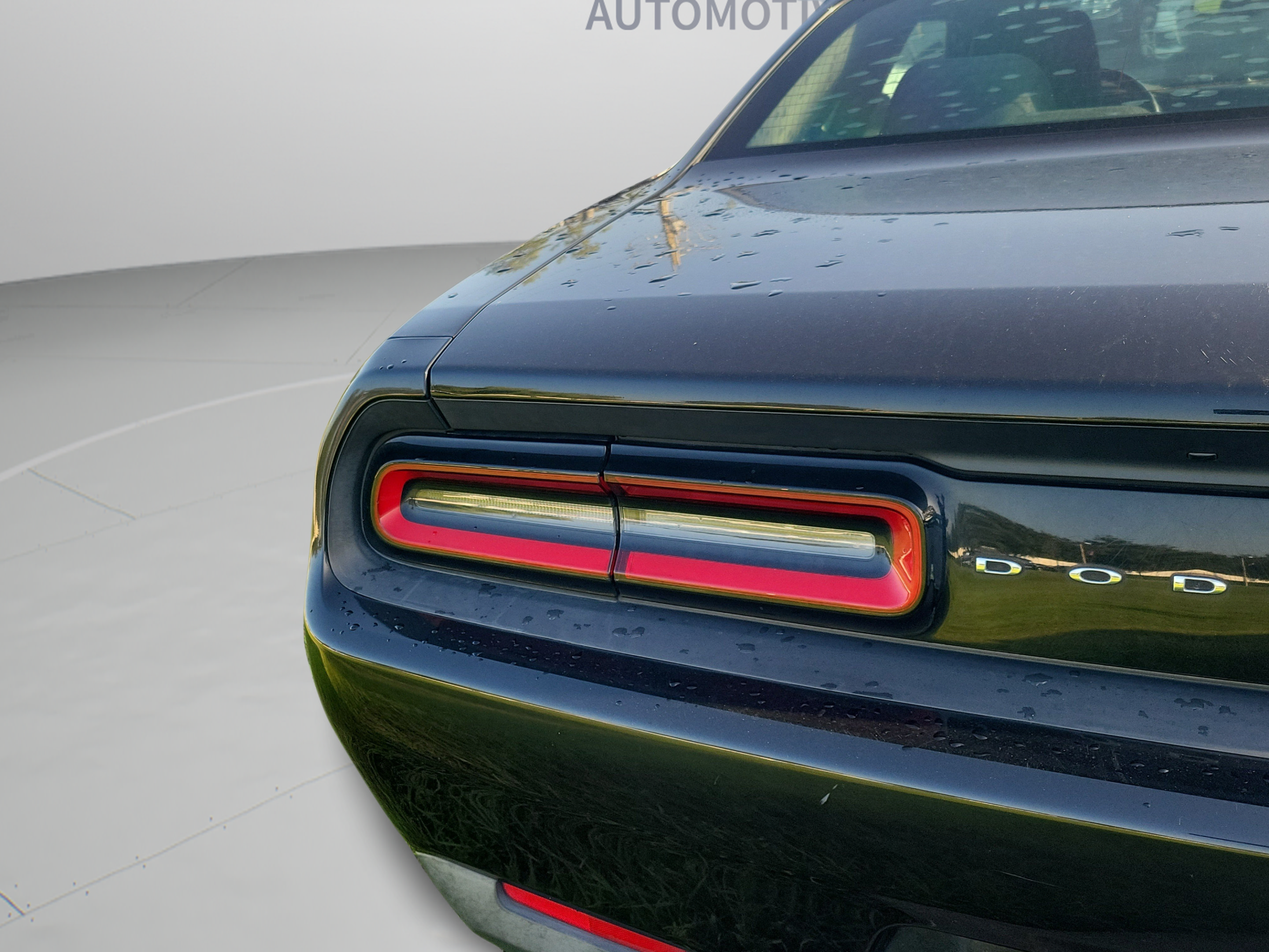 Used 2016 Dodge Challenger SXT RWD image 25