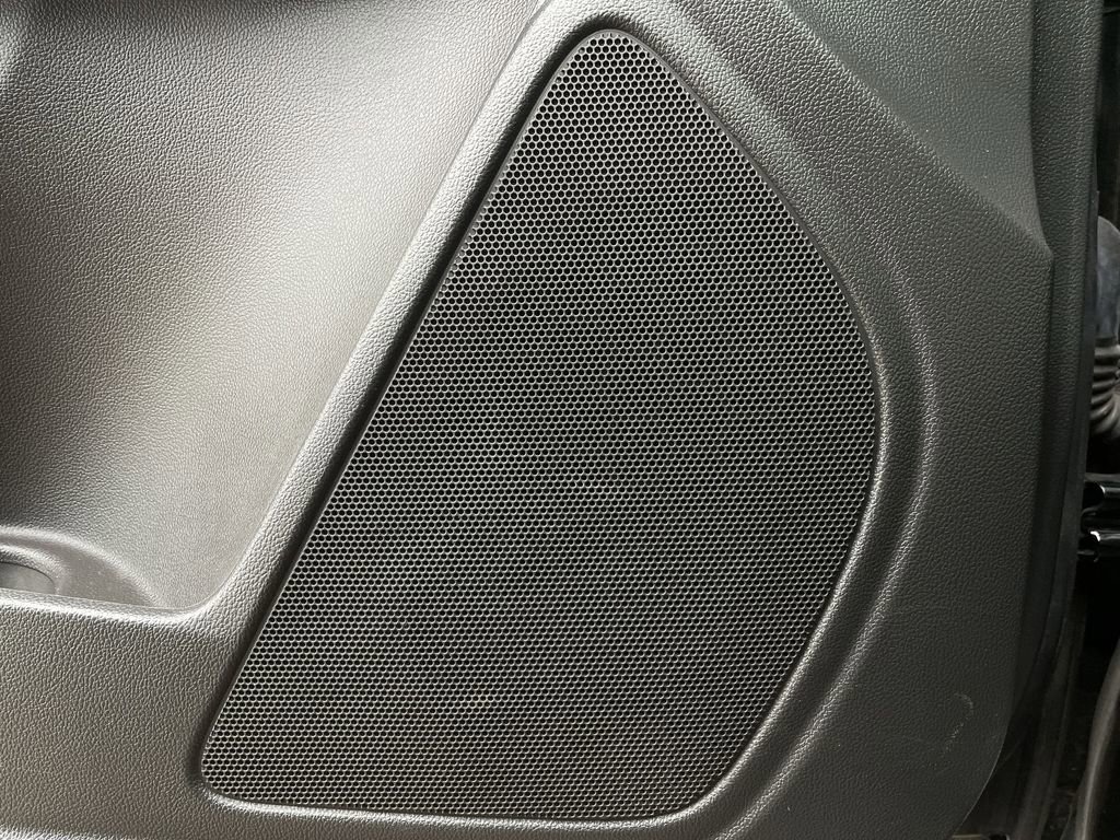 Used 2022 Chevrolet Colorado Z71 w/ Z71 Midnight Edition image 22