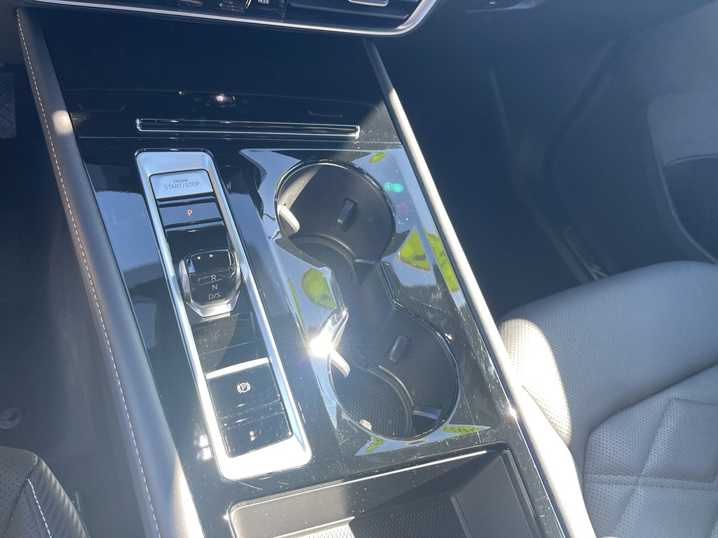 Used 2025 Volkswagen Atlas Cross Sport SE image 24