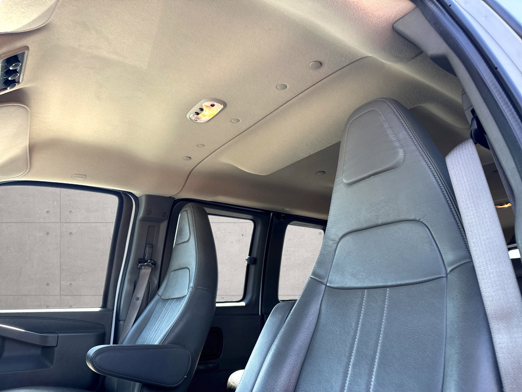 Used 2023 Chevrolet Express 3500 LS RWD image 11