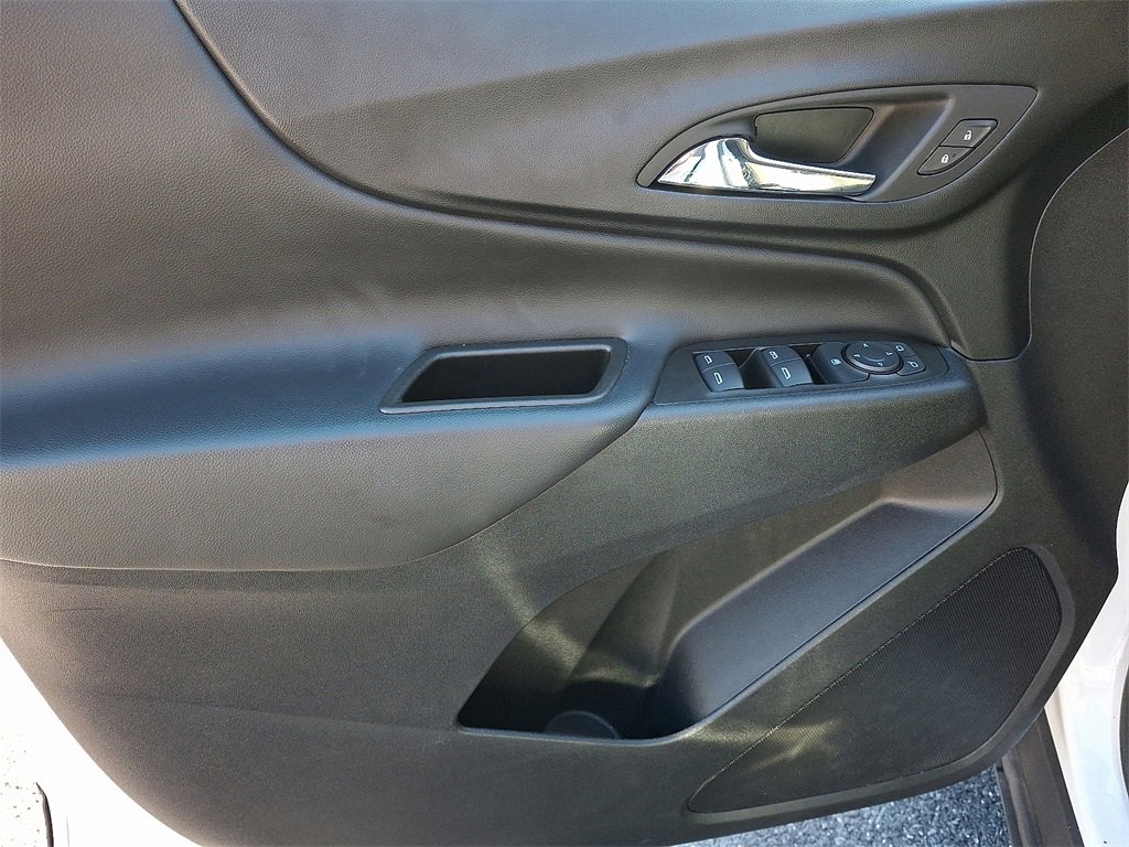 Used 2023 Chevrolet Equinox LT image 15