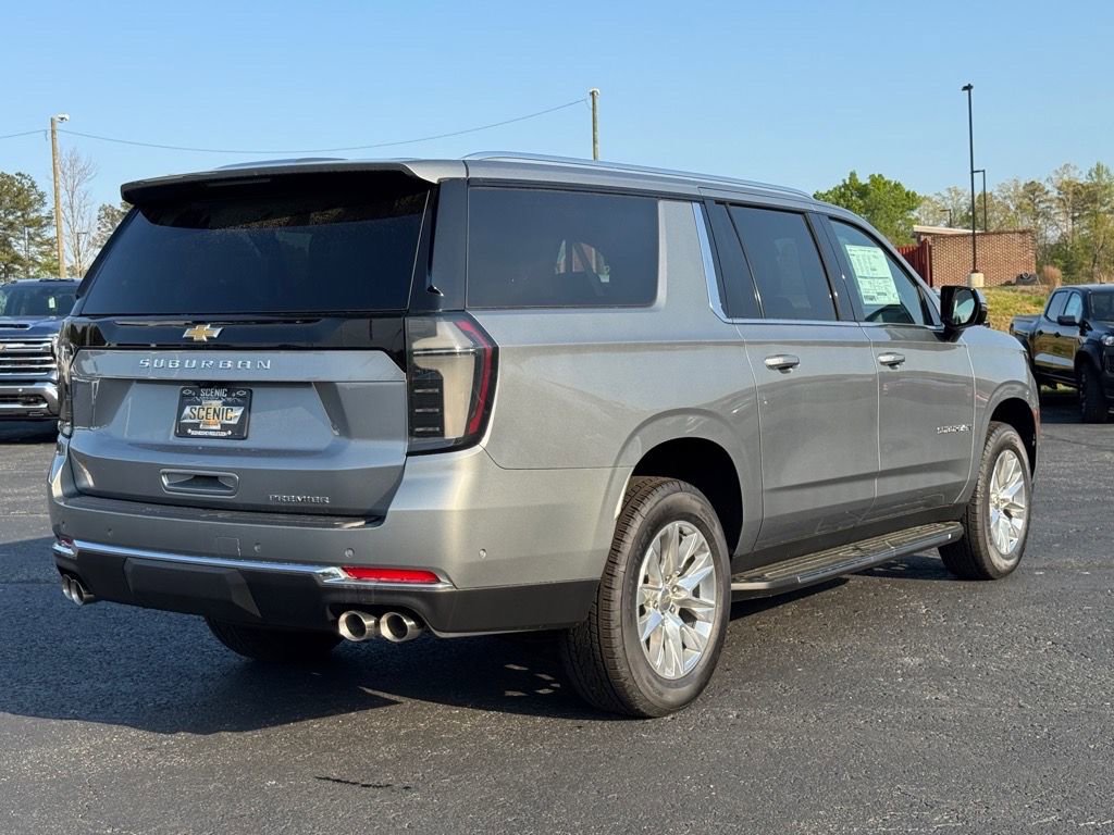 New 2025 Chevrolet Suburban Premier image 3
