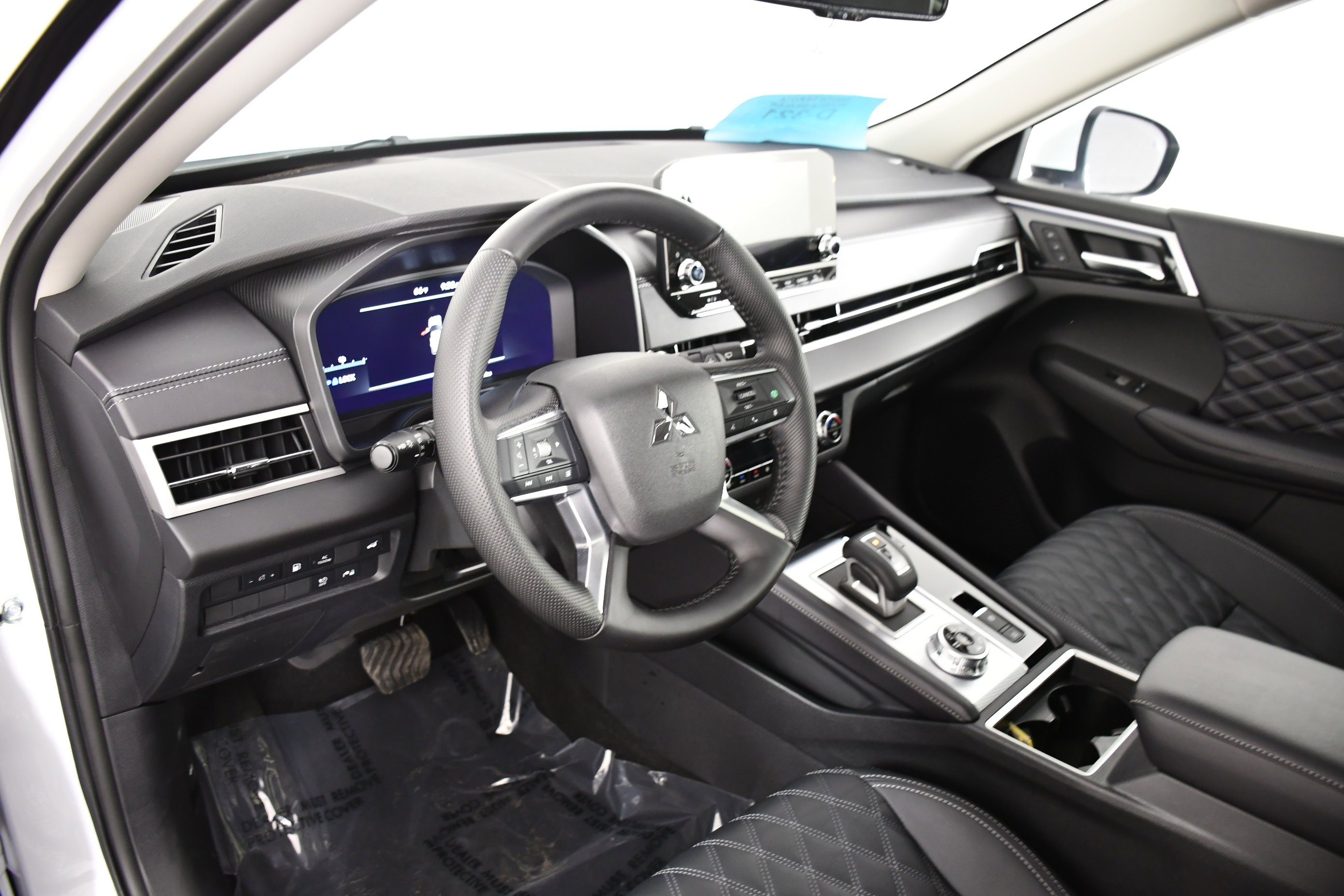 Used 2025 Mitsubishi Outlander SEL image 37