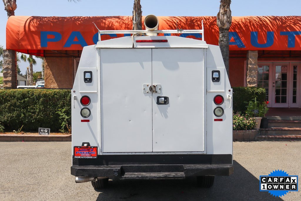 Used 2018 Chevrolet Express 3500 Work Van image 7