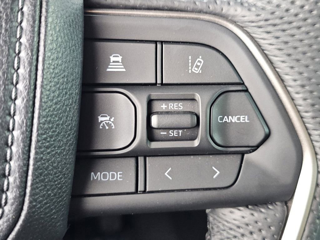 Used 2026 Toyota Sequoia SR5 w/ SR5 Premium Package AWD/4WD image 15