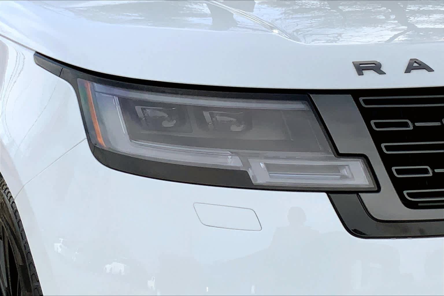 Used 2023 Land Rover Range Rover SE AWD/4WD image 24