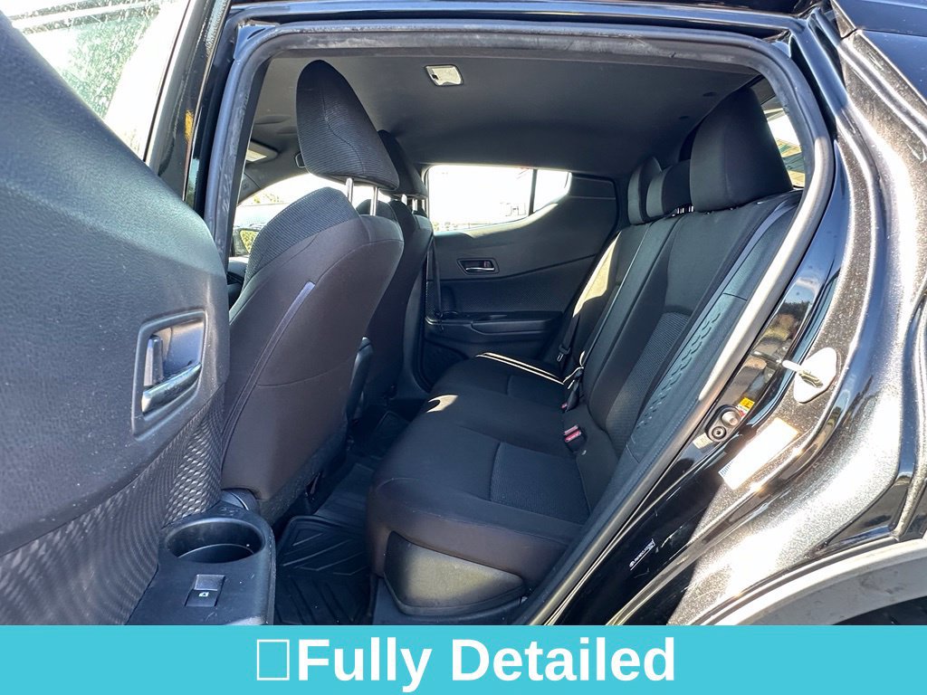 Used 2018 Toyota C-HR XLE FWD image 23