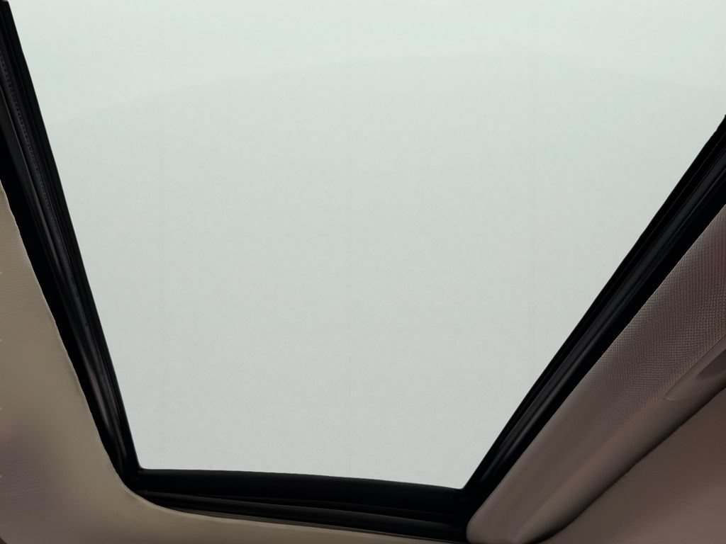 Used 2026 Nissan Sentra SL w/ Floor Mat Package FWD image 32