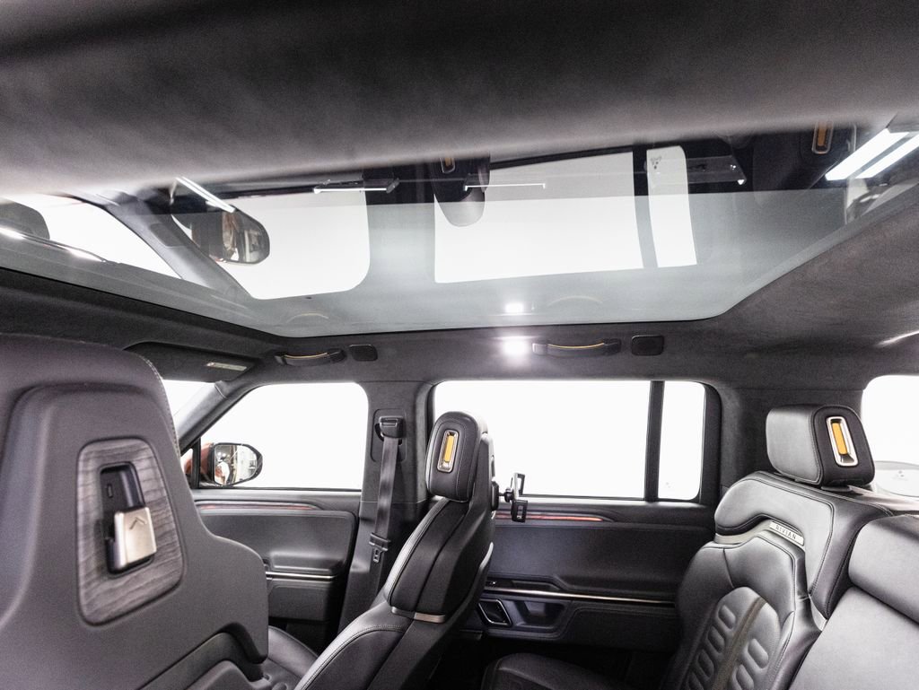 Used 2022 Rivian R1S Launch Edition image 18