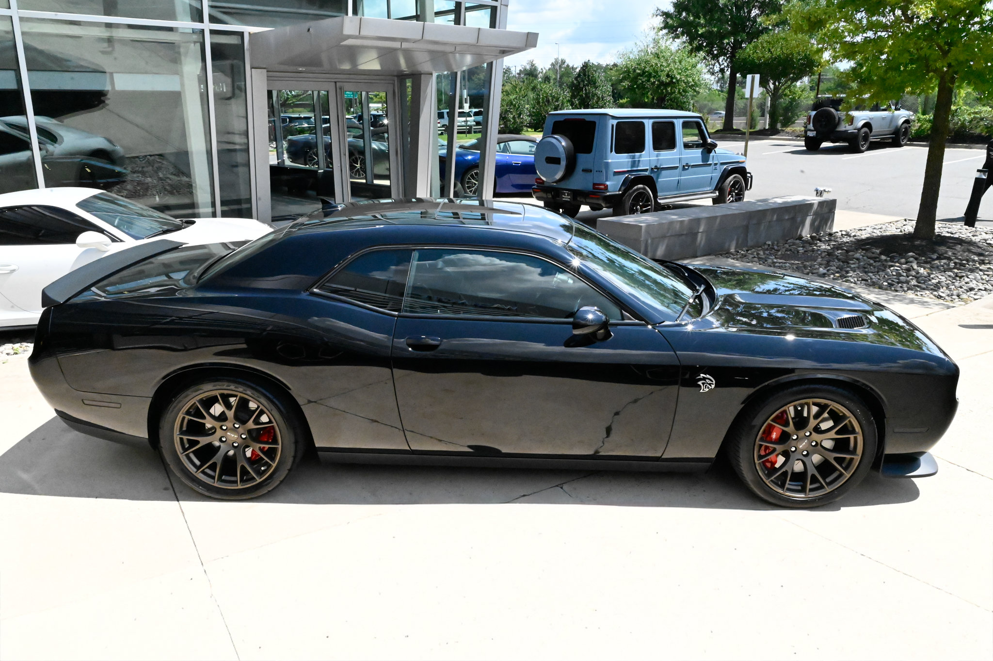 Used 2016 Dodge Challenger SRT Hellcat RWD image 4