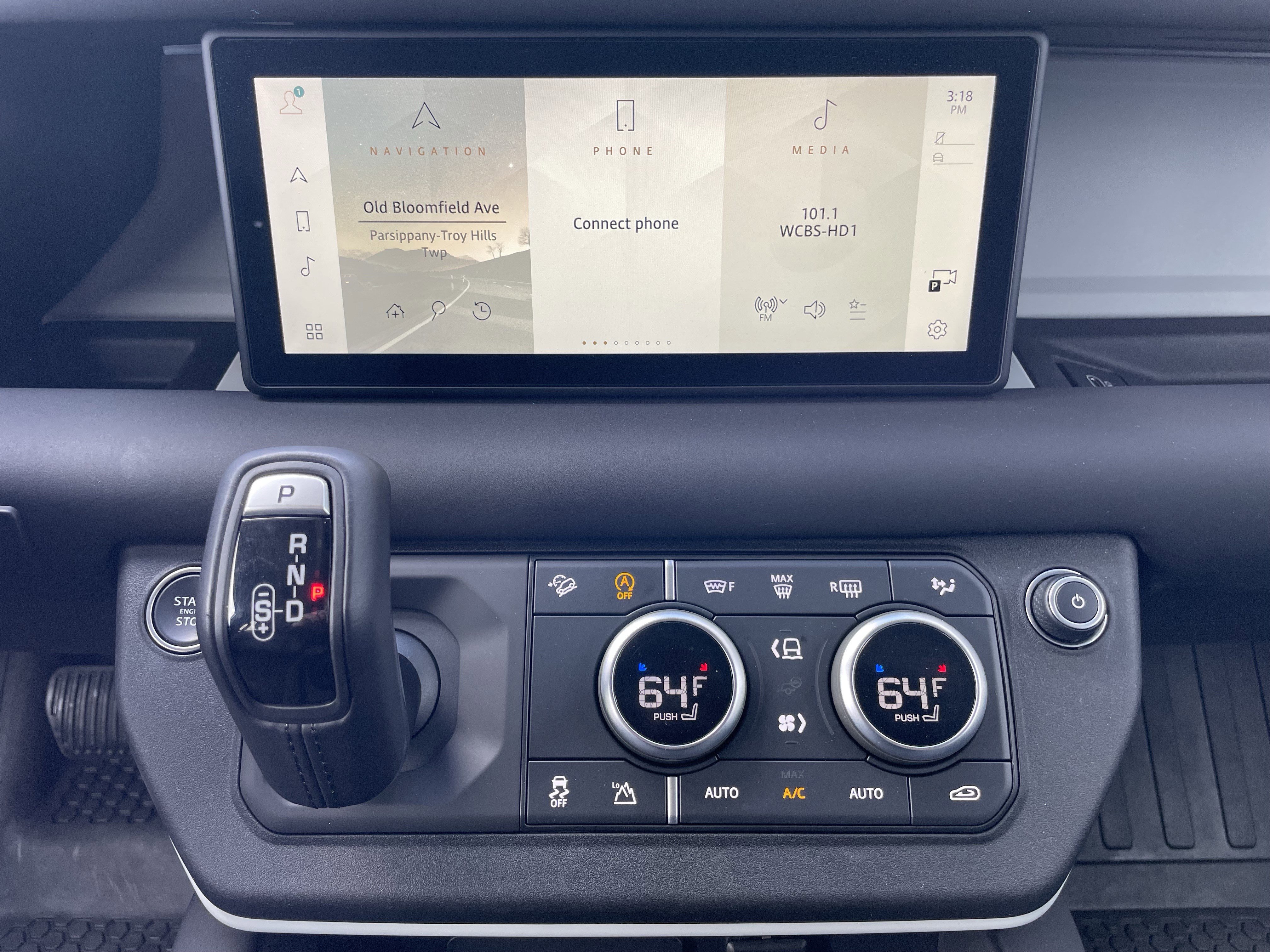 Certified 2024 Land Rover Defender 110 S image 19