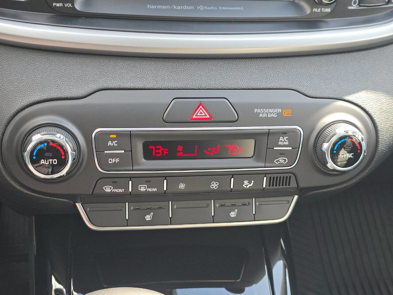 Used 2020 Kia Sorento SX image 25