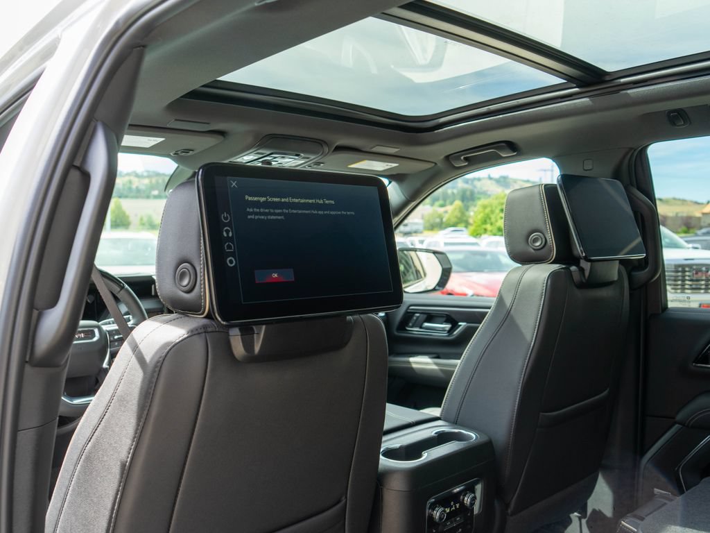 New 2026 GMC Yukon Elevation w/ Elevation Premium Package AWD/4WD image 15