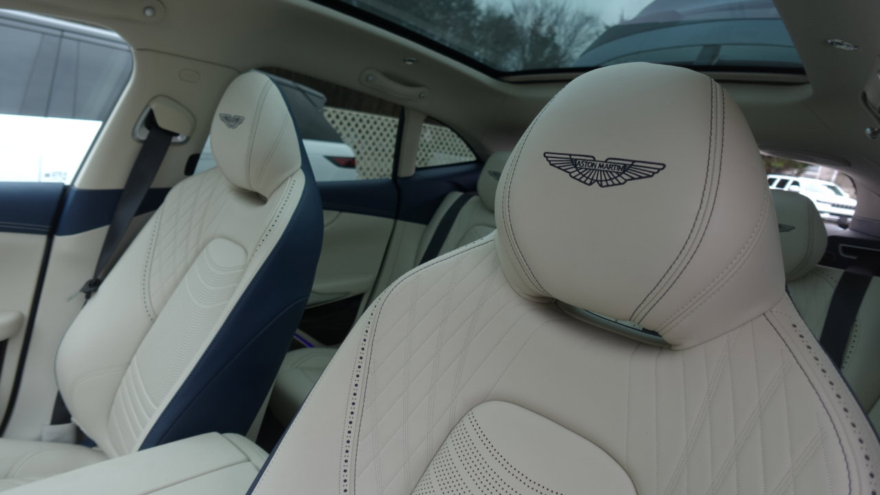 Used 2024 Aston Martin DBX 707 image 15