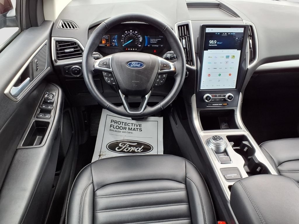 Used 2023 Ford Edge SEL w/ Convenience Package AWD/4WD image 9