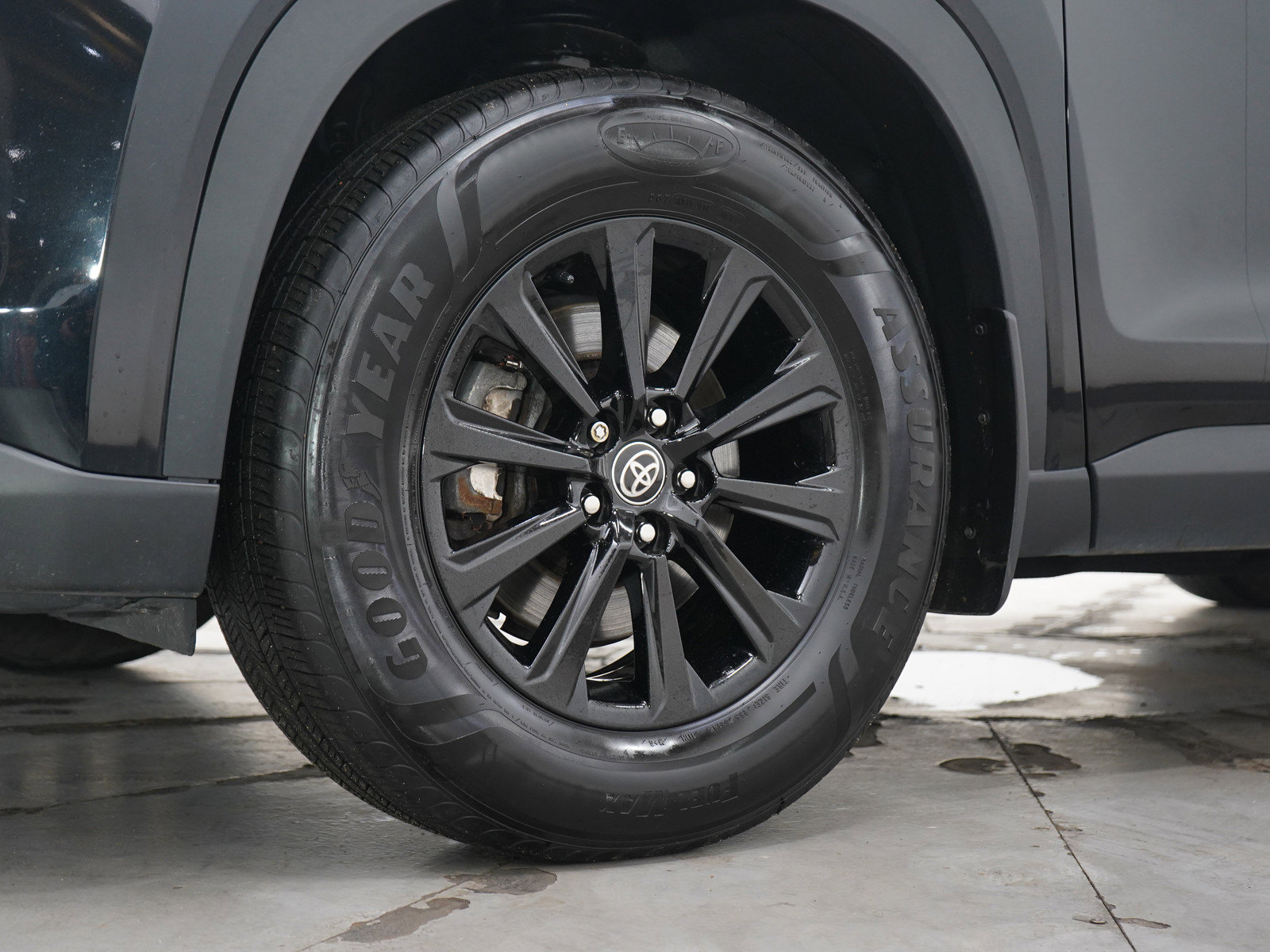 Used 2024 Toyota Grand Highlander XLE image 32