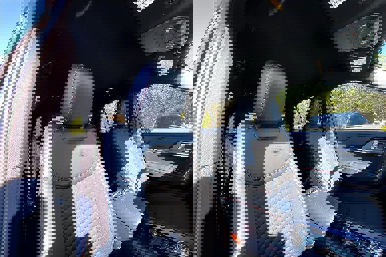 Used 2025 Ford Explorer ST-Line w/ Premium Package image 13