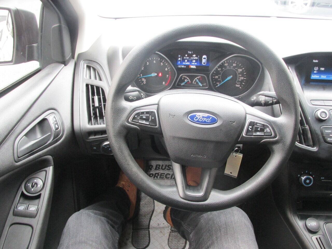 Used 2018 Ford Focus S FWD image 47