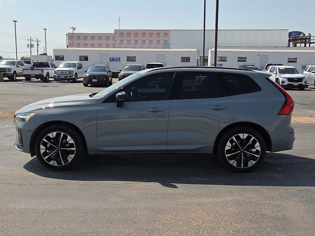 Used 2026 Volvo XC60 B5 Plus w/ Protection Package Premier AWD/4WD image 2