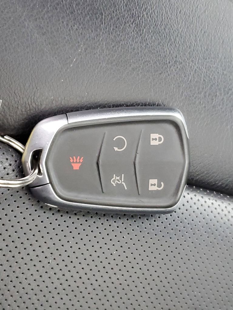 Certified 2022 Cadillac XT4 Premium Luxury w/ Enhanced Visibility Package image 35