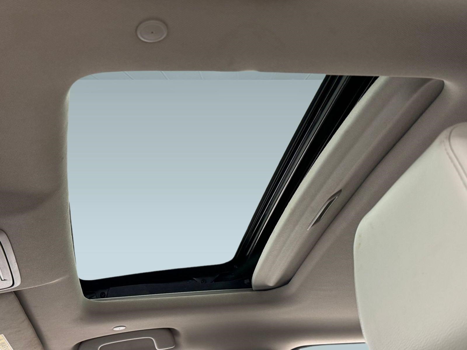 Used 2024 Honda CR-V EX-L image 27