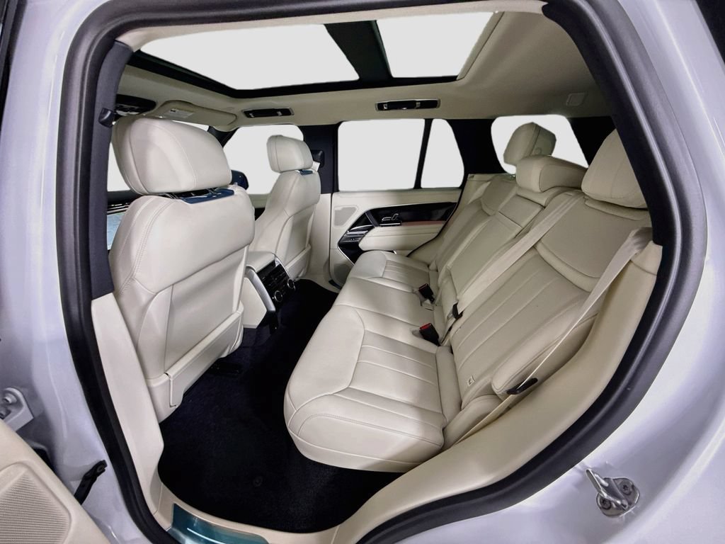 New 2026 Land Rover Range Rover SE AWD/4WD image 23