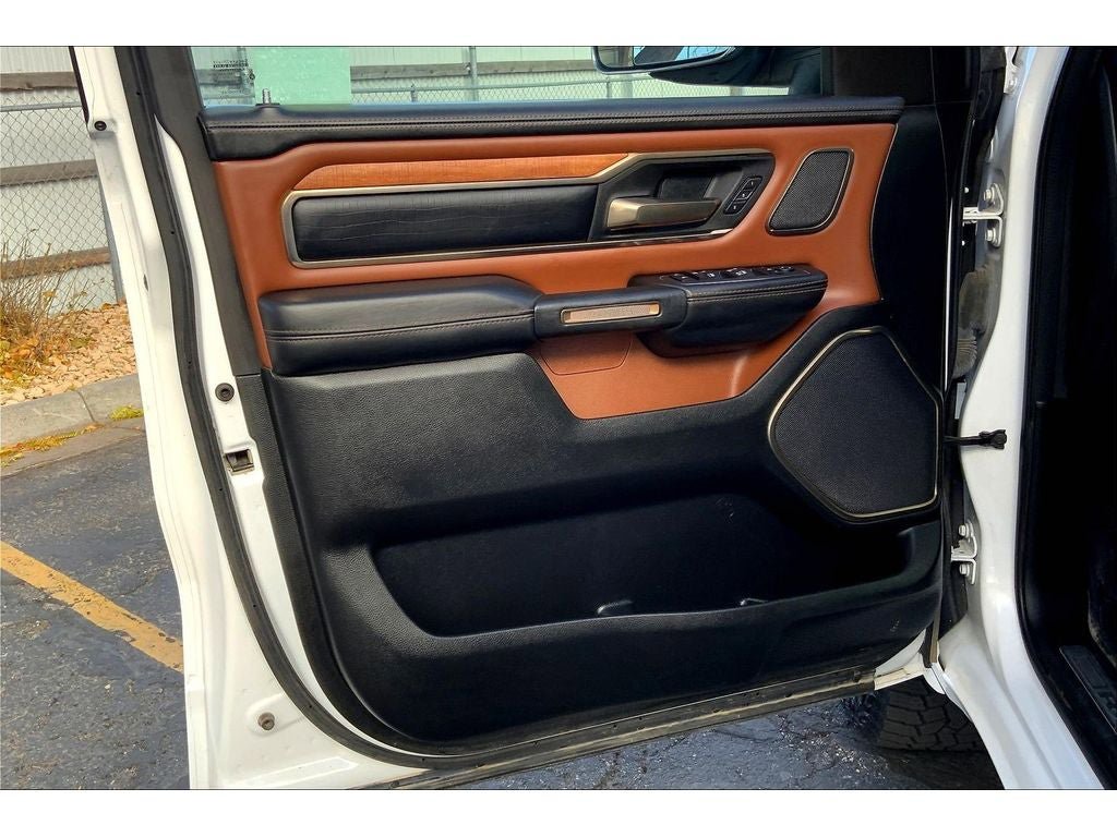 Used 2023 RAM 1500 Limited AWD/4WD image 25