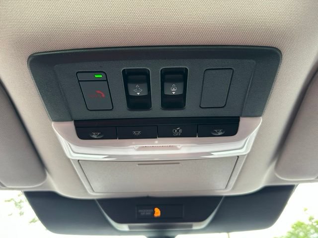 Used 2025 Nissan Pathfinder SL w/ SL Premium Package AWD/4WD image 34