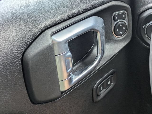 Used 2022 Jeep Wrangler Sport AWD/4WD image 22