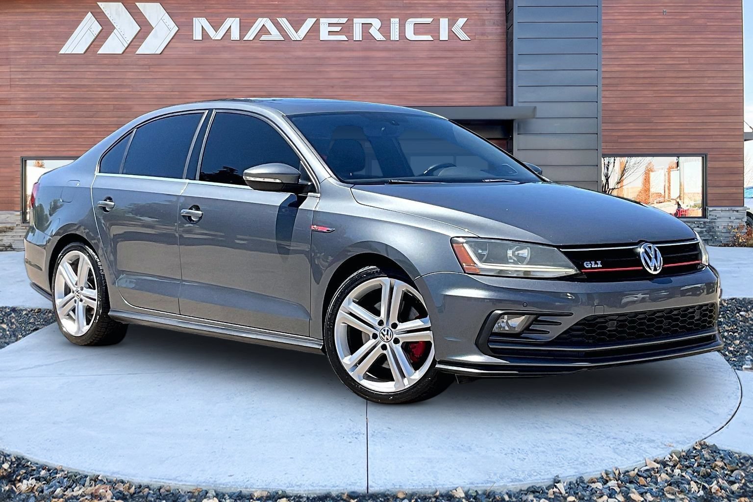 Used 2017 Volkswagen Jetta GLI FWD image 1