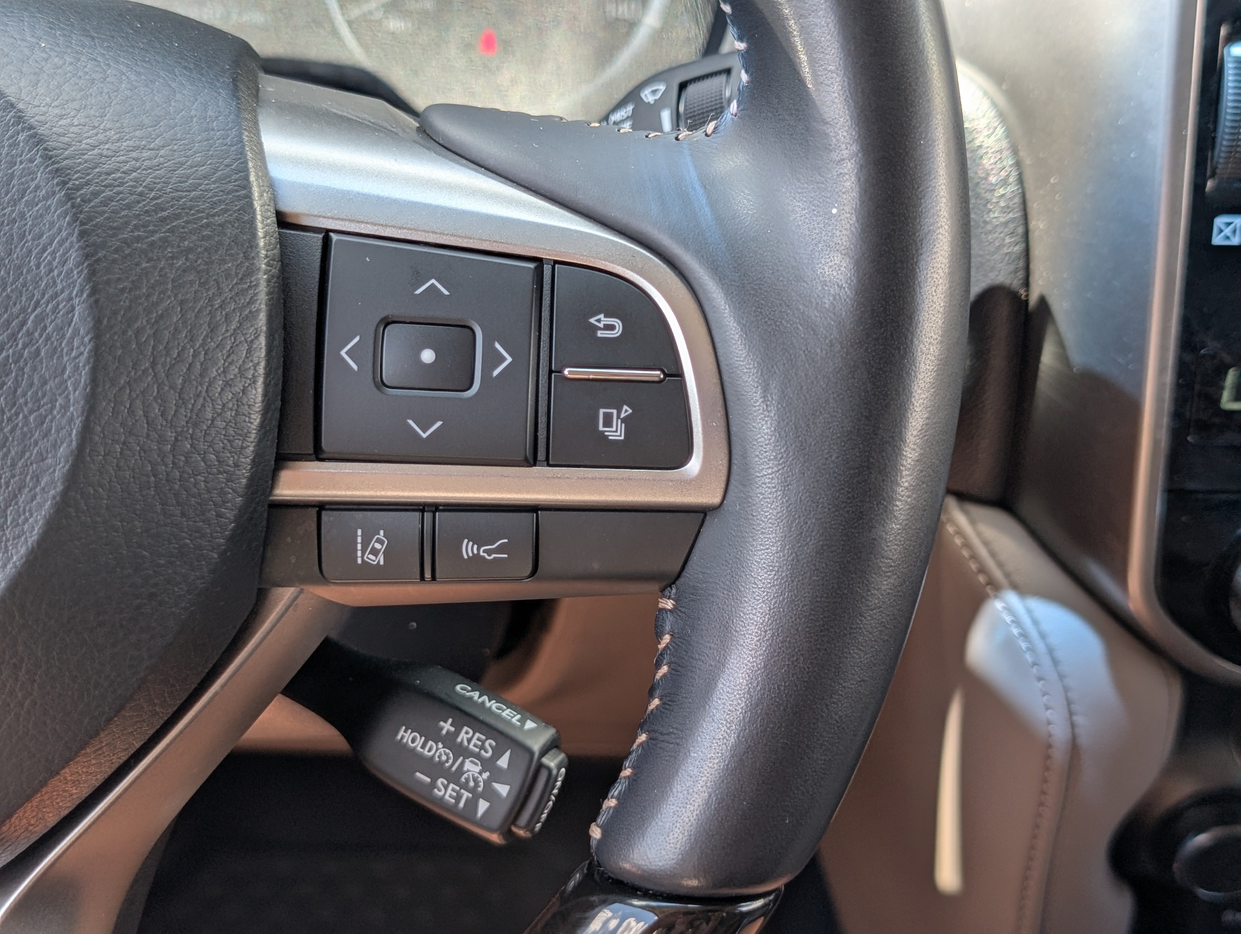 Used 2023 Lexus GX 460 Premium w/ Premium Package AWD/4WD image 26