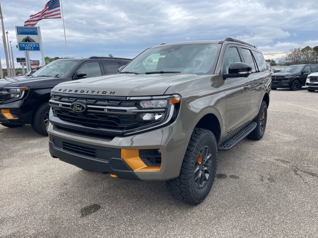 New 2026 Ford Expedition Tremor image 2