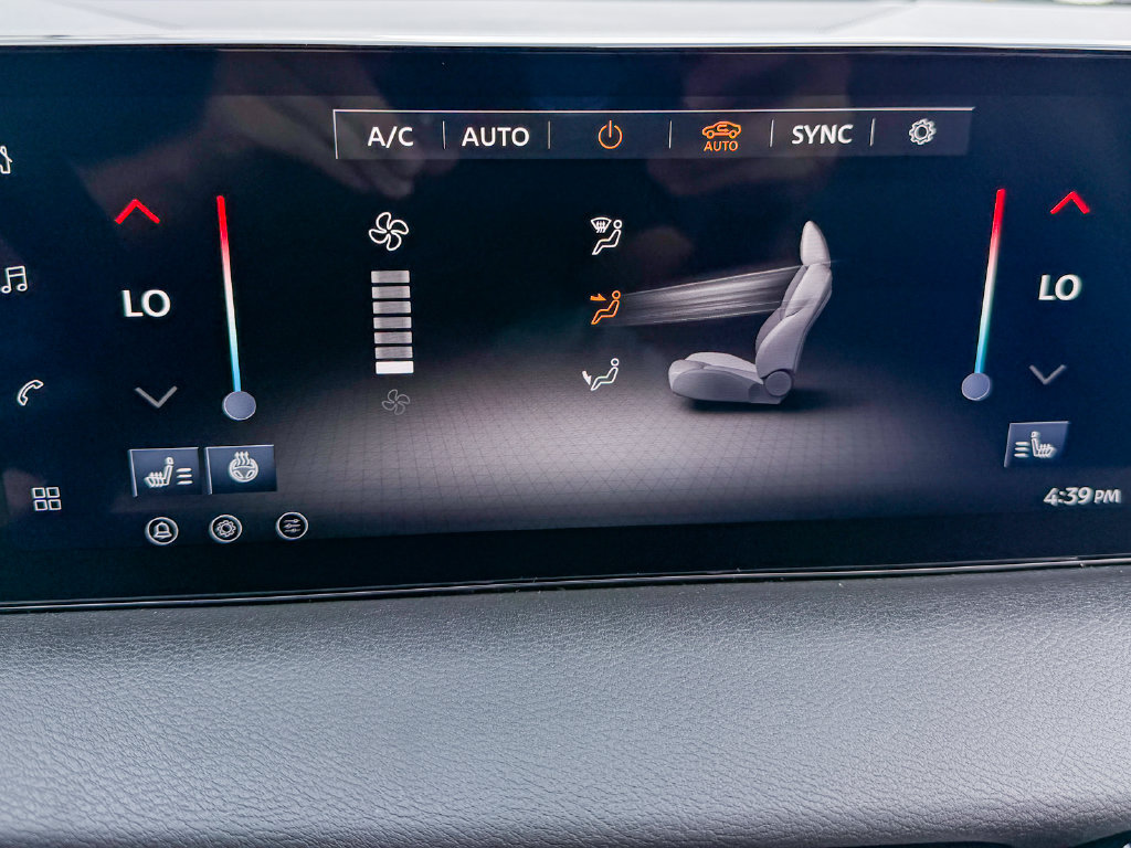 New 2027 Nissan Sentra SR w/ SR Premium Package FWD image 34