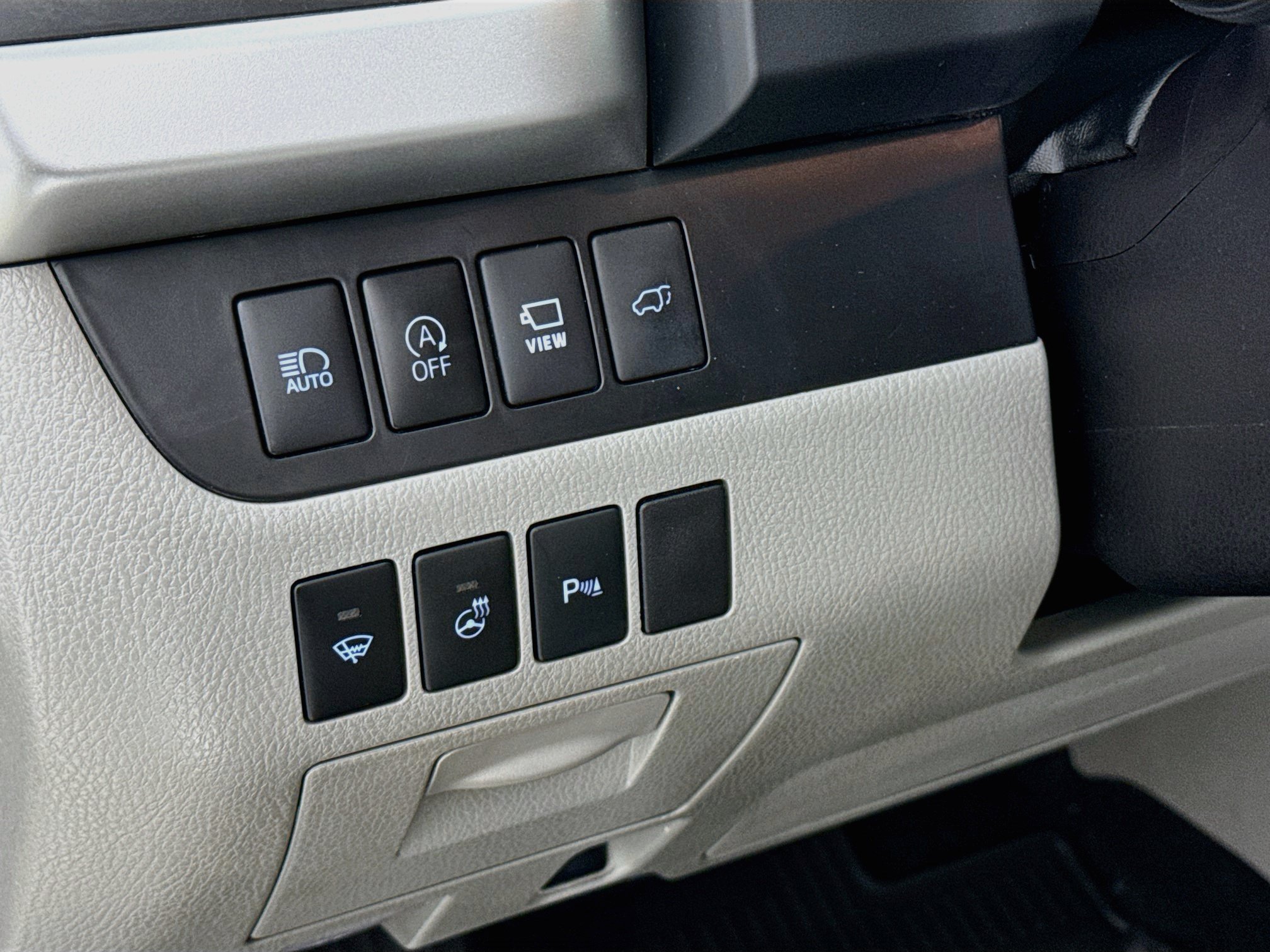 Used 2019 Toyota Highlander Limited Platinum AWD/4WD image 10