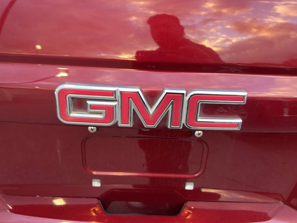 Used 2017 GMC Yukon SLT image 40