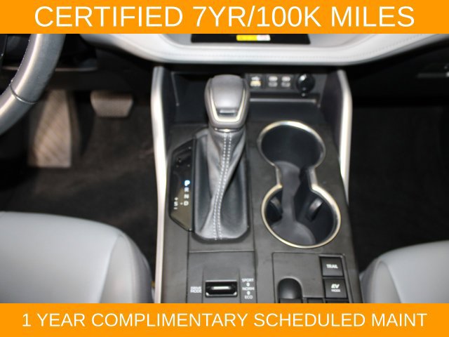 Used 2023 Toyota Highlander XLE AWD/4WD image 28